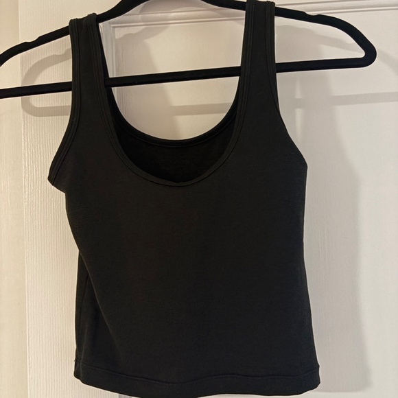 Vuori Halo Essential Tank in Black Heather- XS - Picture 3 of 5